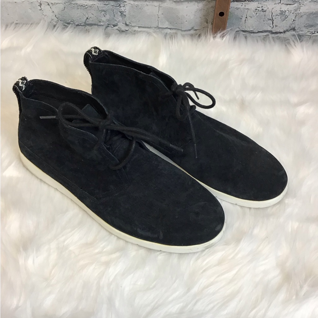 Ugg 14